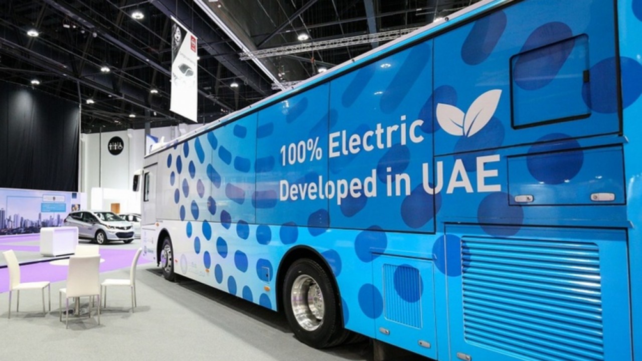Emirates puts electric bus to trial Image 1